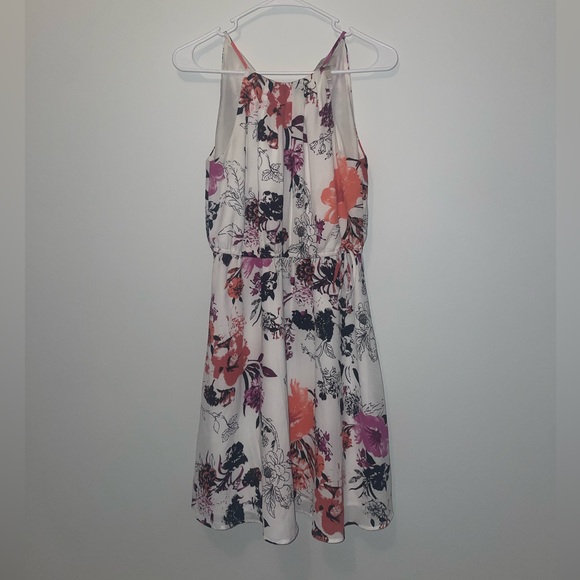 Brand: Loft | Size:XS | Color: White - Picture 1 of 5